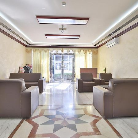 Oyo 366 Waves Hotel Ajman Ngoại thất bức ảnh