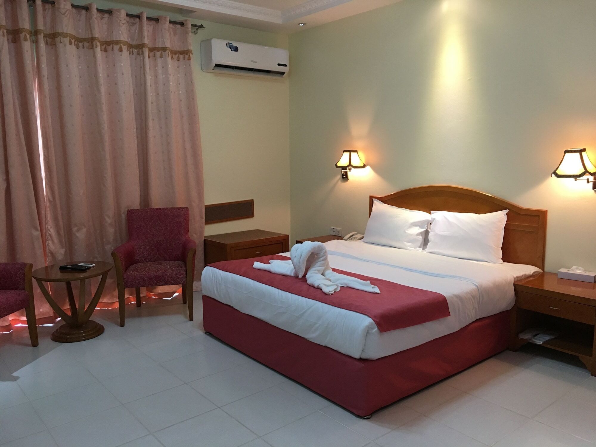Oyo 366 Waves Hotel Ajman Ngoại thất bức ảnh