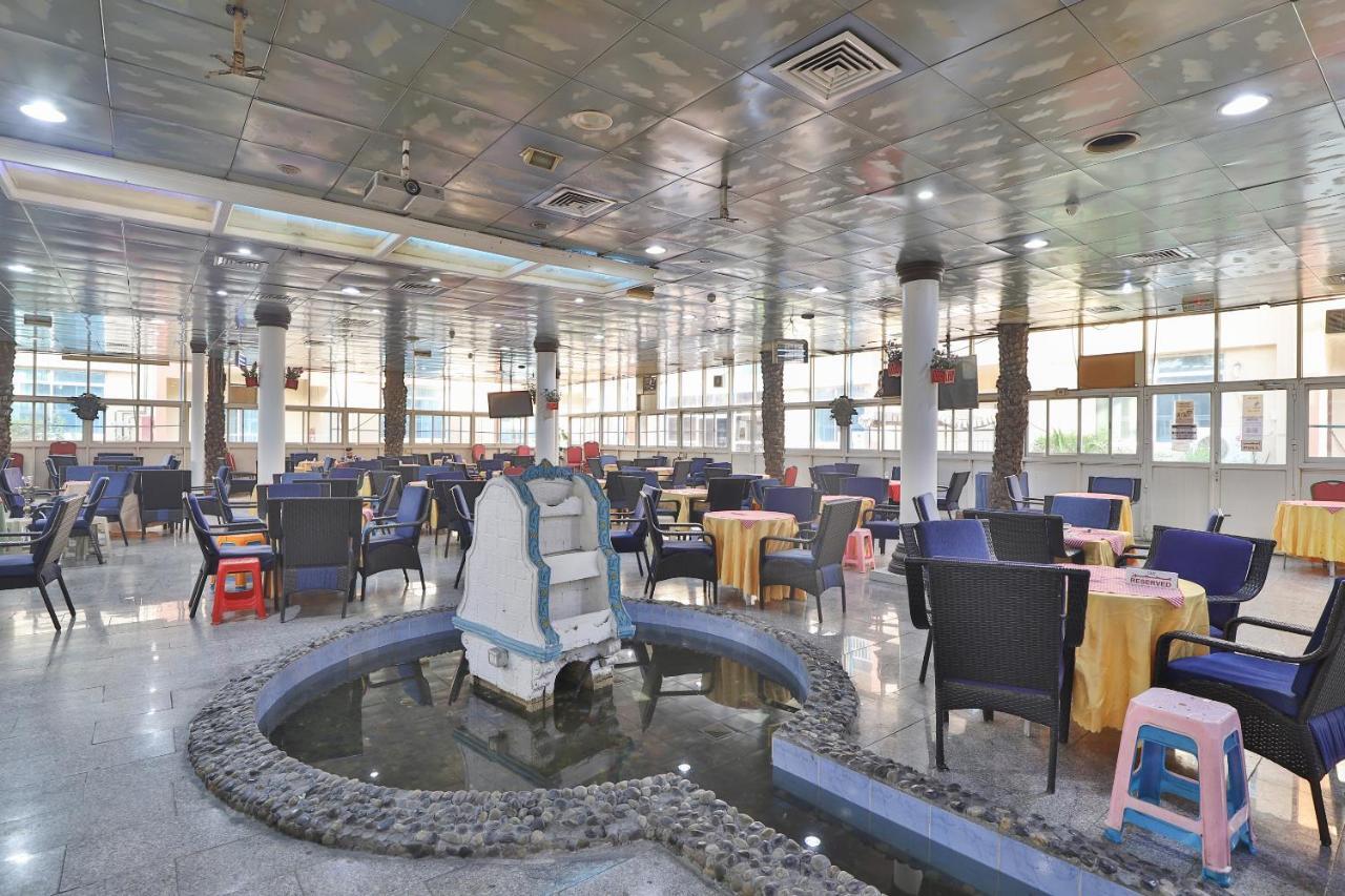 Oyo 366 Waves Hotel Ajman Ngoại thất bức ảnh