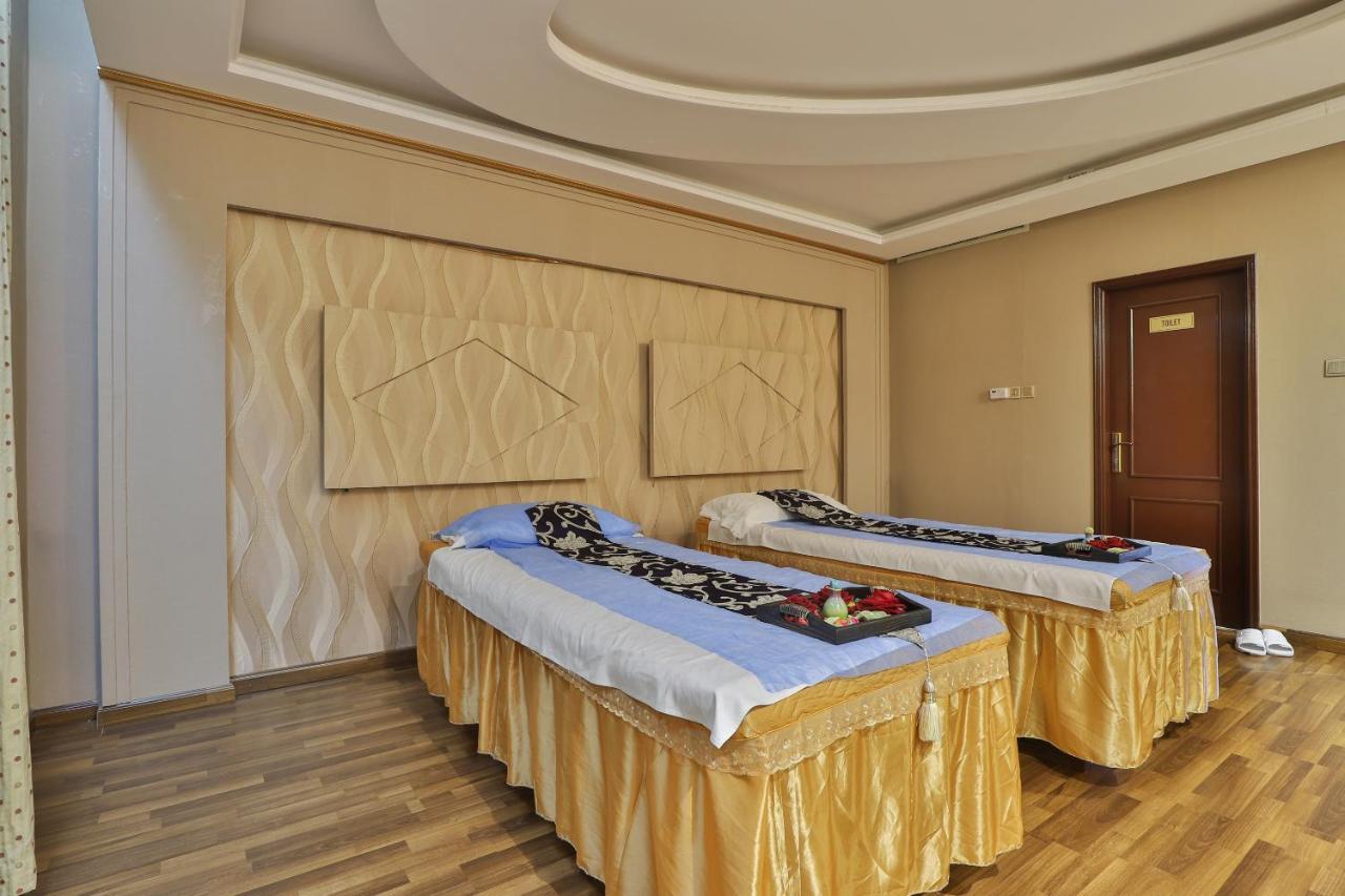 Oyo 366 Waves Hotel Ajman Ngoại thất bức ảnh