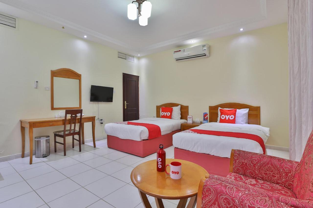 Oyo 366 Waves Hotel Ajman Ngoại thất bức ảnh