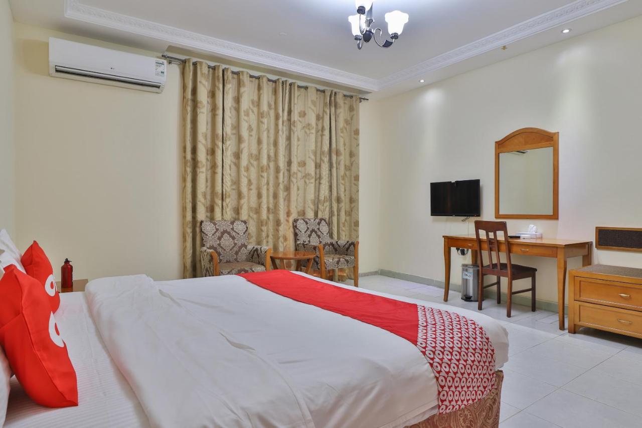 Oyo 366 Waves Hotel Ajman Ngoại thất bức ảnh