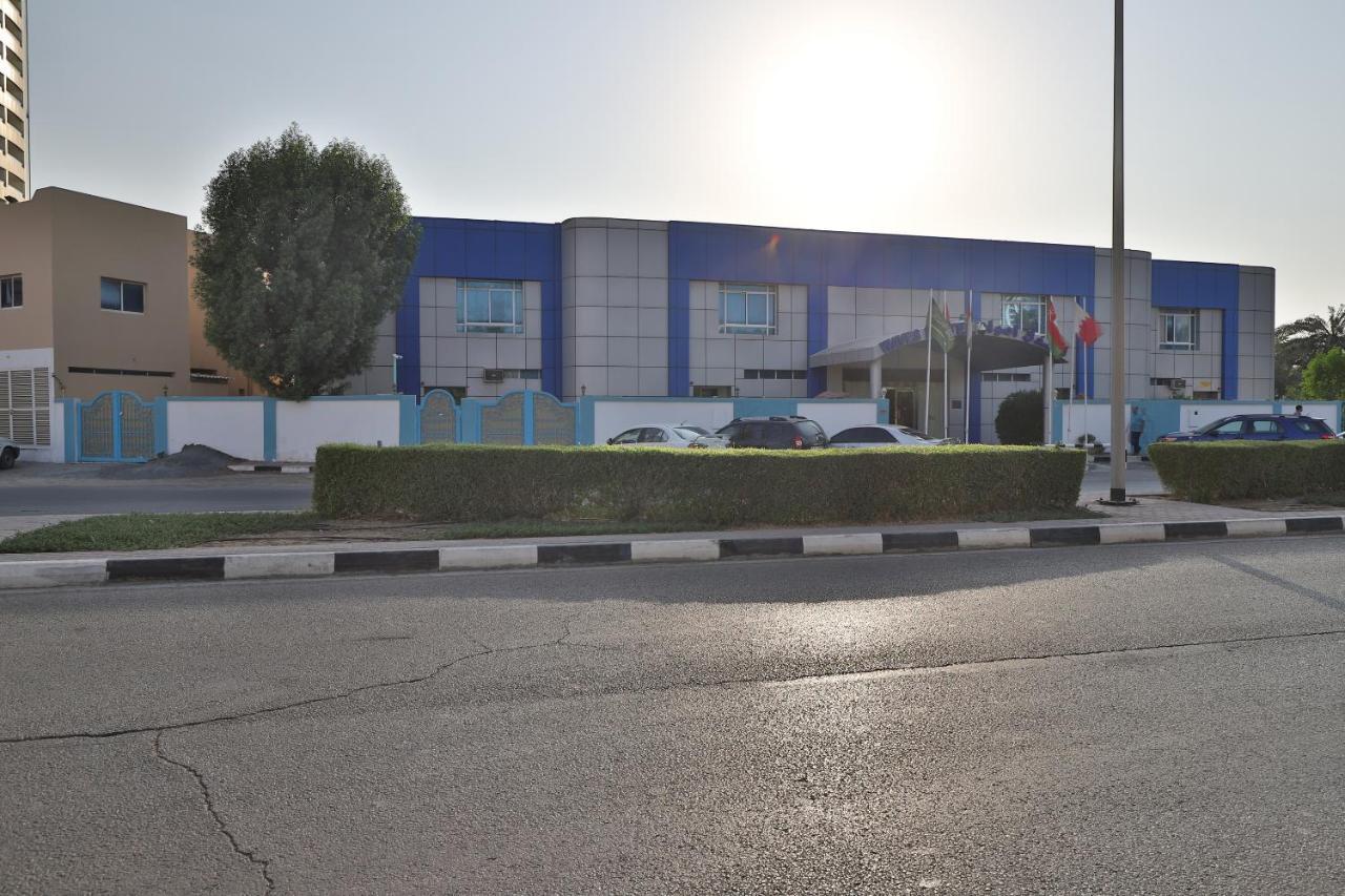 Oyo 366 Waves Hotel Ajman Ngoại thất bức ảnh