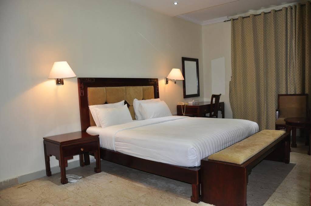 Oyo 366 Waves Hotel Ajman Ngoại thất bức ảnh